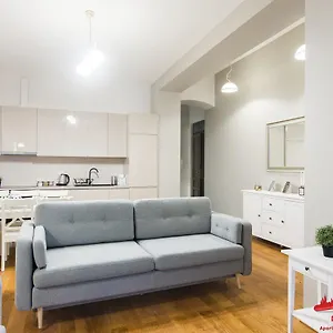https://luxury-apartments-topolowa.krakowhotelspoland.com